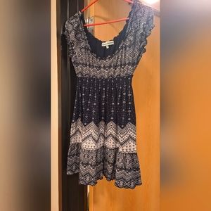 Almost Famous Large Dress Blue With White Abstract Designs